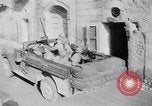 Standbild französische Truppen Italien, 1942, aus Sekunde 54 historischem Filmmaterial Videoclip 65675034675