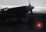 Standbild P-51 Mustang Ebene Vereinigtes Königreich, 1944, aus Sekunde 9 historischem Filmmaterial Videoclip 65675034680