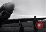 Standbild P-51 Mustang Ebene Vereinigtes Königreich, 1944, aus Sekunde 14 historischem Filmmaterial Videoclip 65675034680