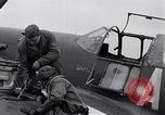 Standbild P-51 Mustang Ebene Vereinigtes Königreich, 1944, aus Sekunde 24 historischem Filmmaterial Videoclip 65675034680