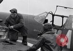 Standbild P-51 Mustang Ebene Vereinigtes Königreich, 1944, aus Sekunde 32 historischem Filmmaterial Videoclip 65675034680