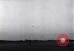Standbild 354 Fighter Group Criqueville Frankreich, 1944, aus Sekunde 5 historischem Filmmaterial Videoclip 65675034681