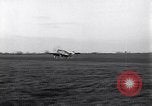 Standbild 354 Fighter Group Criqueville Frankreich, 1944, aus Sekunde 18 historischem Filmmaterial Videoclip 65675034681
