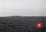 Standbild 354 Fighter Group Criqueville Frankreich, 1944, aus Sekunde 61 historischem Filmmaterial Videoclip 65675034681