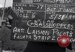 Standbild Fotograf Pacific Theater, 1944, aus Sekunde 9 historischem Filmmaterial Videoclip 65675034682