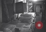 Standbild Fotograf Pacific Theater, 1944, aus Sekunde 12 historischem Filmmaterial Videoclip 65675034682