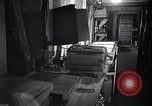 Standbild Fotograf Pacific Theater, 1944, aus Sekunde 16 historischem Filmmaterial Videoclip 65675034682