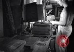 Standbild Fotograf Pacific Theater, 1944, aus Sekunde 18 historischem Filmmaterial Videoclip 65675034682