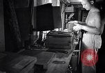 Standbild Fotograf Pacific Theater, 1944, aus Sekunde 24 historischem Filmmaterial Videoclip 65675034682