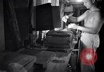 Standbild Fotograf Pacific Theater, 1944, aus Sekunde 31 historischem Filmmaterial Videoclip 65675034682