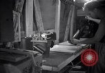 Standbild Fotograf Pacific Theater, 1944, aus Sekunde 47 historischem Filmmaterial Videoclip 65675034682