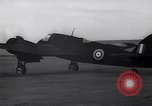 Standbild Bristol Beaufighter Vereinigtes Königreich, 1941, aus Sekunde 30 historischem Filmmaterial Videoclip 65675034685