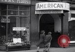 Image American Red Cross Club Londonderry Irlande du Nord, 1942, de la seconde 3 séquences d'archives historiques vidéo 65675034687
