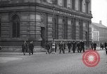 Image American Red Cross Club Londonderry Irlande du Nord, 1942, de la seconde 55 séquences d'archives historiques vidéo 65675034687