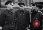 Immagine di La Croce Rossa americana Rainbow Club ad angolo Londra Inghilterra Regno Unito, 1942, secondo 6 filmato di repertorio 65675034688