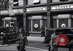 Immagine di La Croce Rossa americana Rainbow Club ad angolo Londra Inghilterra Regno Unito, 1942, secondo 53 filmato di repertorio 65675034688