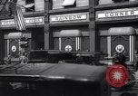 Immagine di La Croce Rossa americana Rainbow Club ad angolo Londra Inghilterra Regno Unito, 1942, secondo 55 filmato di repertorio 65675034688