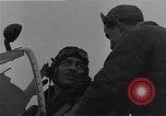 Immagine di I piloti della 334 Squadriglia 4° Fighter Group e P-51s Il Debden Inghilterra, 1945, secondo 28 filmato di repertorio 65675034701