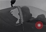 Immagine di I piloti della 334 Squadriglia 4° Fighter Group e P-51s Il Debden Inghilterra, 1945, secondo 33 filmato di repertorio 65675034701