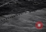 Standbild Bombardierung Okinawa Ryukyu Inseln, 1945, aus Sekunde 9 historischem Filmmaterial Videoclip 65675034736
