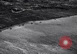 Standbild Bombardierung Okinawa Ryukyu Inseln, 1945, aus Sekunde 21 historischem Filmmaterial Videoclip 65675034736