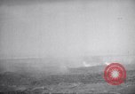 Standbild Bombardierung Okinawa Ryukyu Inseln, 1945, aus Sekunde 44 historischem Filmmaterial Videoclip 65675034736