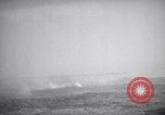 Standbild Bombardierung Okinawa Ryukyu Inseln, 1945, aus Sekunde 46 historischem Filmmaterial Videoclip 65675034736