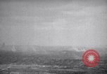 Standbild Bombardierung Okinawa Ryukyu Inseln, 1945, aus Sekunde 56 historischem Filmmaterial Videoclip 65675034736