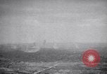 Standbild Bombardierung Okinawa Ryukyu Inseln, 1945, aus Sekunde 62 historischem Filmmaterial Videoclip 65675034736