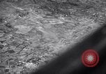 Standbild Bombardierung Shuri Okinawa Ryukyu Inseln, 1945, aus Sekunde 12 historischem Filmmaterial Videoclip 65675034737