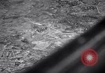 Standbild Bombardierung Shuri Okinawa Ryukyu Inseln, 1945, aus Sekunde 15 historischem Filmmaterial Videoclip 65675034737