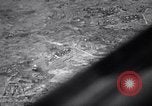 Standbild Bombardierung Shuri Okinawa Ryukyu Inseln, 1945, aus Sekunde 17 historischem Filmmaterial Videoclip 65675034737