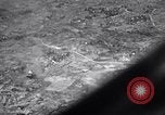 Standbild Bombardierung Shuri Okinawa Ryukyu Inseln, 1945, aus Sekunde 19 historischem Filmmaterial Videoclip 65675034737