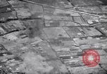 Standbild Bombardierung Shuri Okinawa Ryukyu Inseln, 1945, aus Sekunde 23 historischem Filmmaterial Videoclip 65675034737