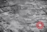 Standbild Bombardierung Shuri Okinawa Ryukyu Inseln, 1945, aus Sekunde 24 historischem Filmmaterial Videoclip 65675034737