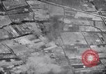 Standbild Bombardierung Shuri Okinawa Ryukyu Inseln, 1945, aus Sekunde 29 historischem Filmmaterial Videoclip 65675034737
