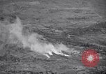Standbild Bombardierung Shuri Okinawa Ryukyu Inseln, 1945, aus Sekunde 47 historischem Filmmaterial Videoclip 65675034737