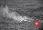 Standbild Bombardierung Shuri Okinawa Ryukyu Inseln, 1945, aus Sekunde 53 historischem Filmmaterial Videoclip 65675034737
