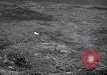 Standbild Bombardierung Shuri Okinawa Ryukyu Inseln, 1945, aus Sekunde 58 historischem Filmmaterial Videoclip 65675034737