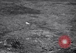 Standbild Bombardierung Shuri Okinawa Ryukyu Inseln, 1945, aus Sekunde 62 historischem Filmmaterial Videoclip 65675034737