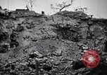 Standbild Marines Shuri Okinawa Ryukyu Inseln, 1945, aus Sekunde 30 historischem Filmmaterial Videoclip 65675034738