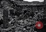Standbild Marines Shuri Okinawa Ryukyu Inseln, 1945, aus Sekunde 47 historischem Filmmaterial Videoclip 65675034738