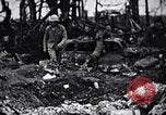 Standbild Marines Shuri Okinawa Ryukyu Inseln, 1945, aus Sekunde 50 historischem Filmmaterial Videoclip 65675034738