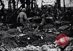 Standbild Marines Shuri Okinawa Ryukyu Inseln, 1945, aus Sekunde 54 historischem Filmmaterial Videoclip 65675034738