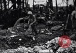 Standbild Marines Shuri Okinawa Ryukyu Inseln, 1945, aus Sekunde 58 historischem Filmmaterial Videoclip 65675034738