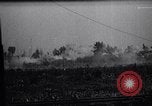 Standbild Deutsche Soldaten greifen Stalingrad an Stalingrad Russland, 1942, aus Sekunde 43 historischem Filmmaterial Videoclip 65675034742
