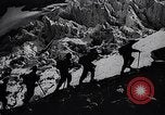 Standbild German Mountain Truppen Dalar Baschi Peak Kaukasus, 1942, aus Sekunde 23 historischem Filmmaterial Videoclip 65675034747