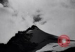 Standbild German Mountain Truppen Dalar Baschi Peak Kaukasus, 1942, aus Sekunde 56 historischem Filmmaterial Videoclip 65675034747
