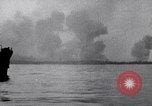 Immagine di Il bombardamento Peleliu Isole Palau, 1944, secondo 11 filmato di repertorio 65675034750