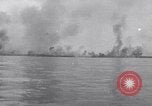 Immagine di Il bombardamento Peleliu Isole Palau, 1944, secondo 47 filmato di repertorio 65675034750